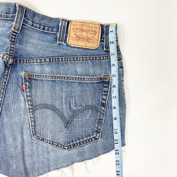 LEVI'S | Distressed Denim Cut-Off Shorts - Picture 14 of 14